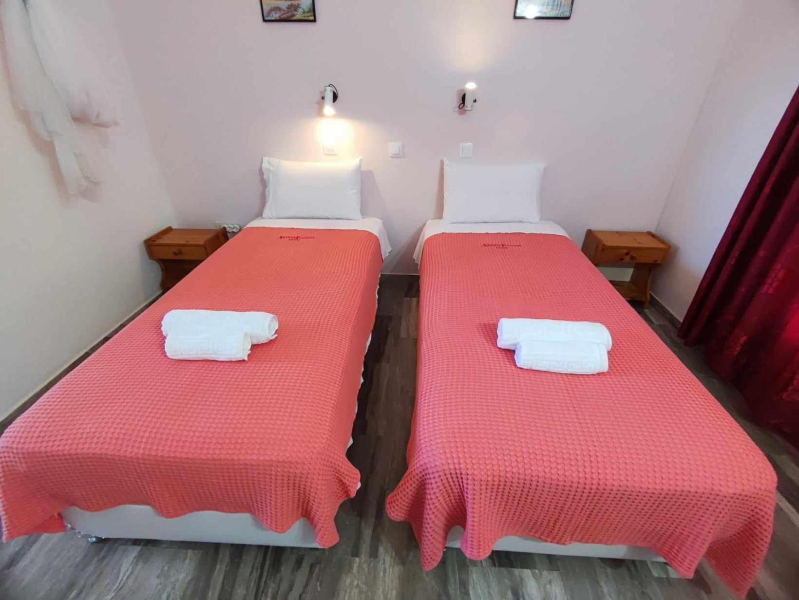 Marianna House Hotel Agios Georgios Pagon Exterior photo