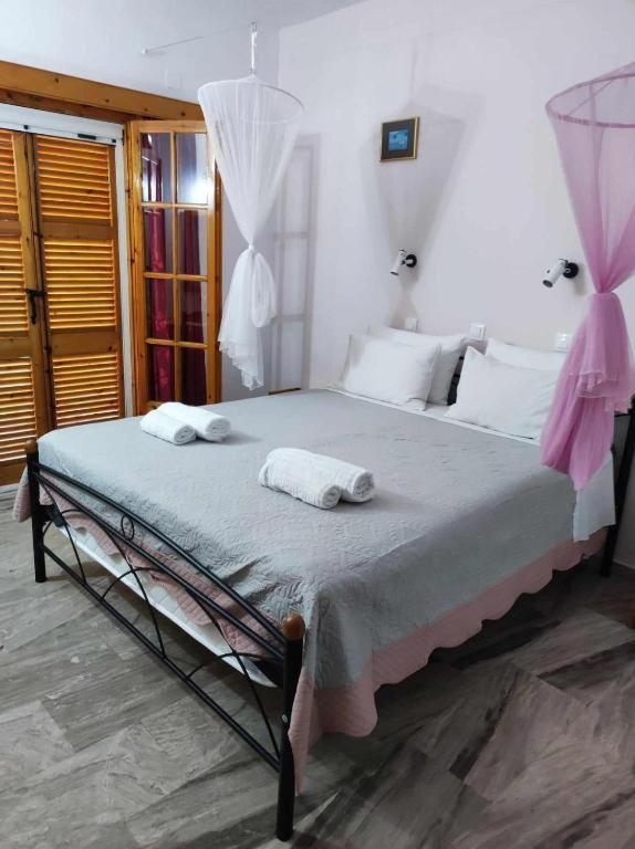 Marianna House Hotel Agios Georgios Pagon Room photo
